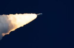 La NASA aseguró que Artemis II se encuentra “a mitad de camino hacia la Luna”