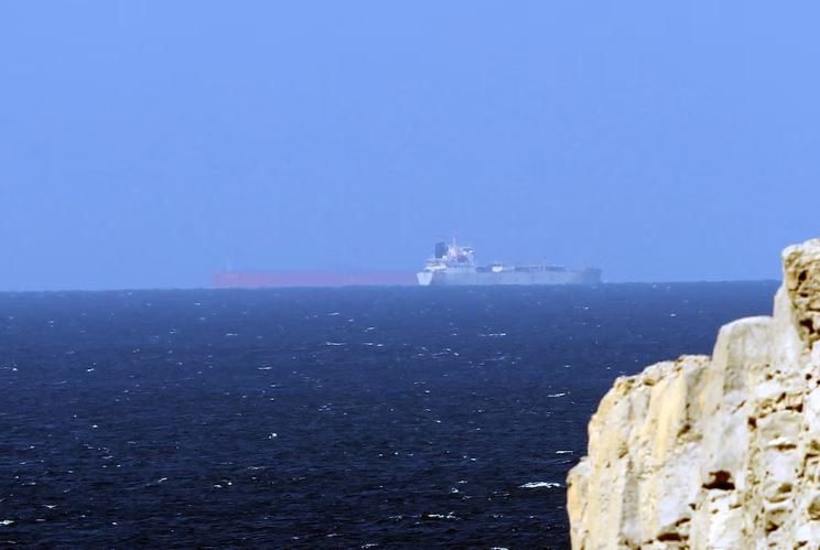 Irán volvió a cerrar el estrecho de Ormuz tras el ataque de Israel contra Hezbollah: “Cualquier barco será destruido”