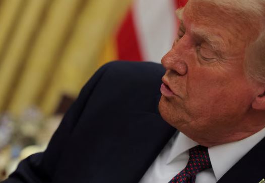 Donald Trump dijo que Irán pidió un cese del fuego y que EEUU puso como condición la reapertura total del estrecho de Ormuz