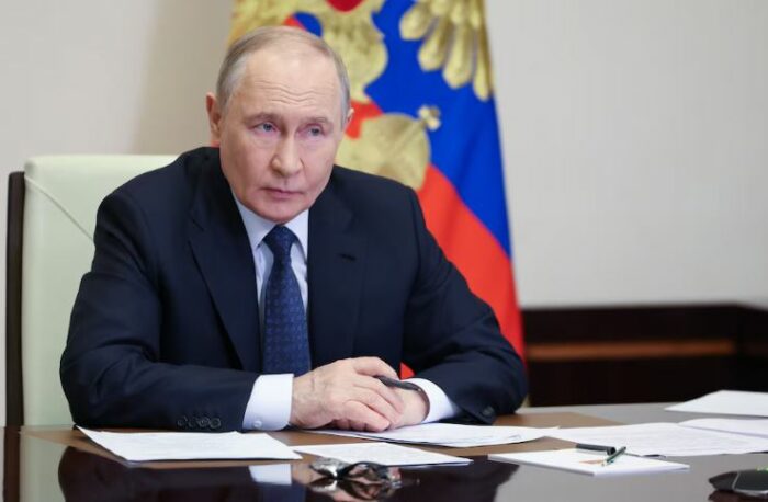 Vladimir Putin decretó un alto al fuego de dos días en Ucrania por la Pascua ortodoxa
