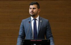 Diputado fue llevado a Fiscalía luego de un “mal entendido” en una lancha cerca de Tortuguero