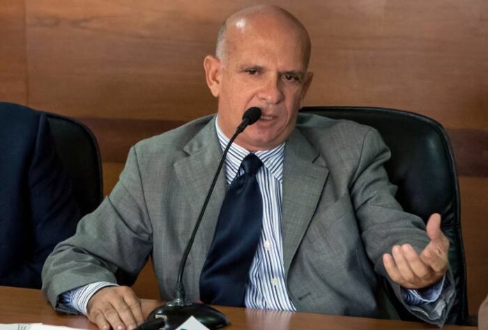 La sentencia al «Pollo» Carvajal, ex jefe de inteligencia de Hugo Chávez en Venezuela, fue suspendida sin fecha en Estados Unidos