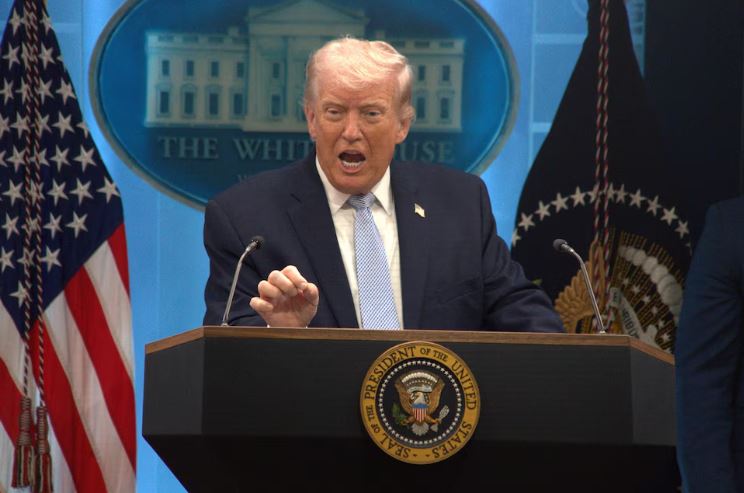 Donald Trump rechazó una oferta de ayuda de la OTAN para el estrecho de Ormuz: “Les dije que se mantengan alejados”