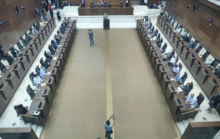 Diputados electos definen prioridades y comentan expectativas a horas de asumir el cargo