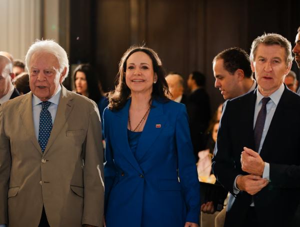 María Corina Machado insiste en una repetición electoral pese a su “victoria contundente”