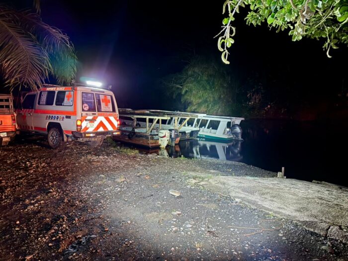 Choque de embarcaciones en Barra de Parismina dejó una persona fallecida y múltiples heridos
