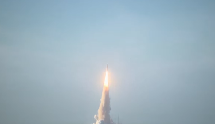 Lanzamiento de la misión Artemis II a la Luna: El cohete despega de Tierra