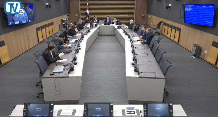 Avanza proyecto que prohíbe que grandes deudores a la CCSS aspiren a puestos de elección popular