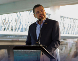 Rodrigo Chaves supera récord de vetos a proyectos de Ley del expresidente Miguel Ángel Rodríguez