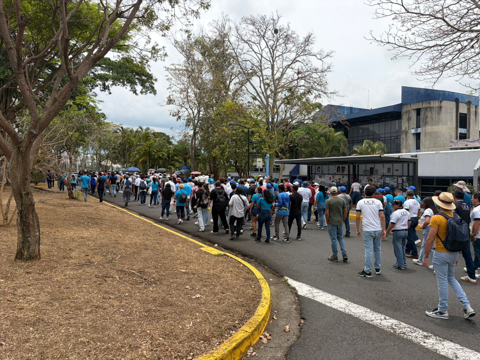 Estudiantes universitarios realizaron múltiples manifestaciones en ‘defensa’ del FEES