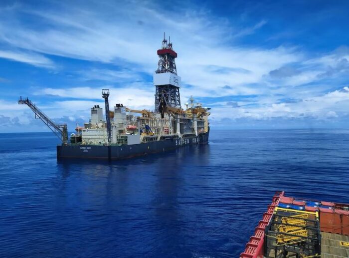 El precio del petróleo cayó más de 5% ante la expectativa de un acuerdo entre Estados Unidos e Irán