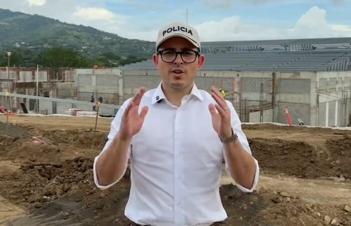 Ministros de Justicia y Seguridad visitan este martes El Salvador y buscarán replicar “procesos” en la nueva cárcel