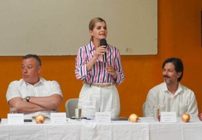 Presidenta respalda protocolos sobre celulares para sus reuniones y dice que los seguirá aplicando