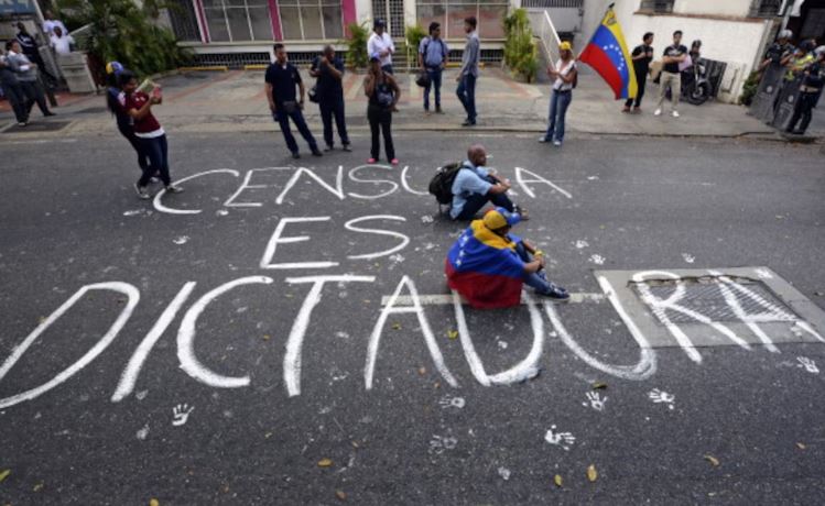 Nuevo momento, viejo bloqueo: Delcy Rodríguez mantiene la censura contra los medios digitales en Venezuela #NM935