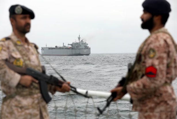 La Guardia Revolucionaria iraní amenazó a Trump que su margen de maniobra frente a Irán “se ha reducido”
