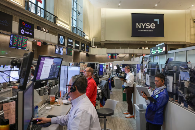 Wall Street encadenó su sexta semana de ganancias con máximos históricos mientras el petróleo volvió a subir
