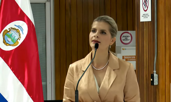 Laura Fernández calificó de productiva reunión sobre seguridad: No se definieron acciones específicas