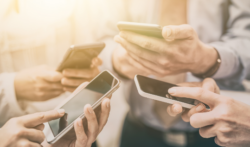 ¿Cómo fue la conversación digital durante el gobierno pasado? Informe revela dinámica de comentarios en redes