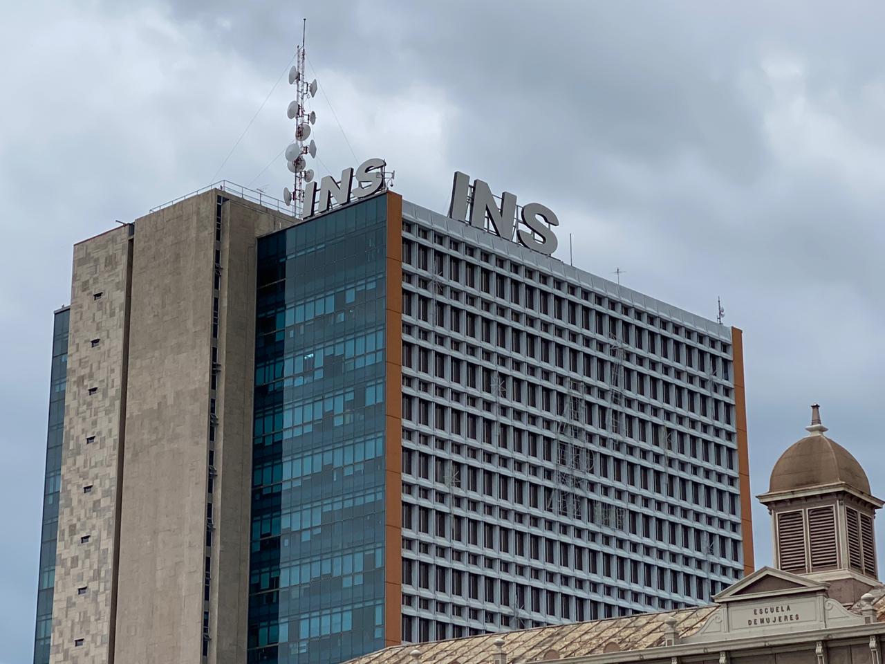 INS emitió orden de compra de etiquetas para Marchamo Digital: Todavía no aplicará para motos #NM935
