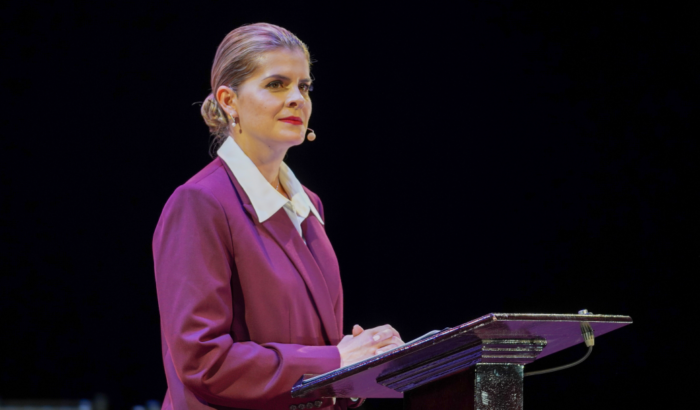 Laura Fernández a horas de asumir la Presidencia de la República: “Me siento lista”