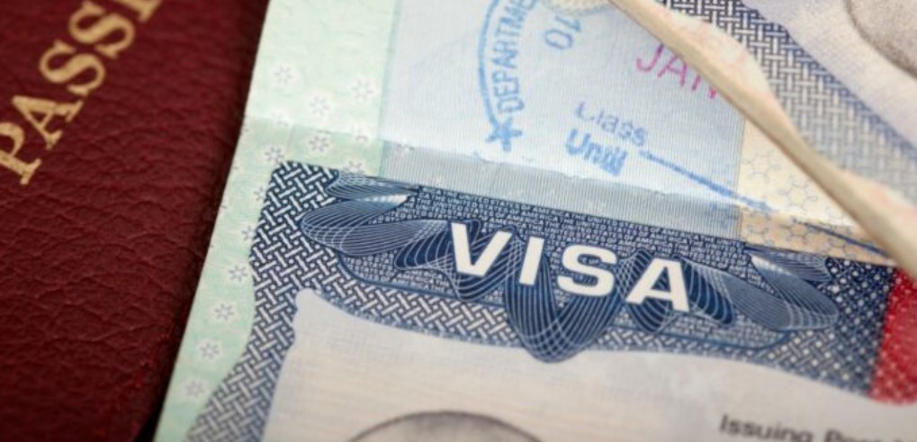 Revocatoria de visas de EE.UU. alcanzó al menos a 17 personas: Exdiputados, expresidentes, magistrados y medios de comunicación