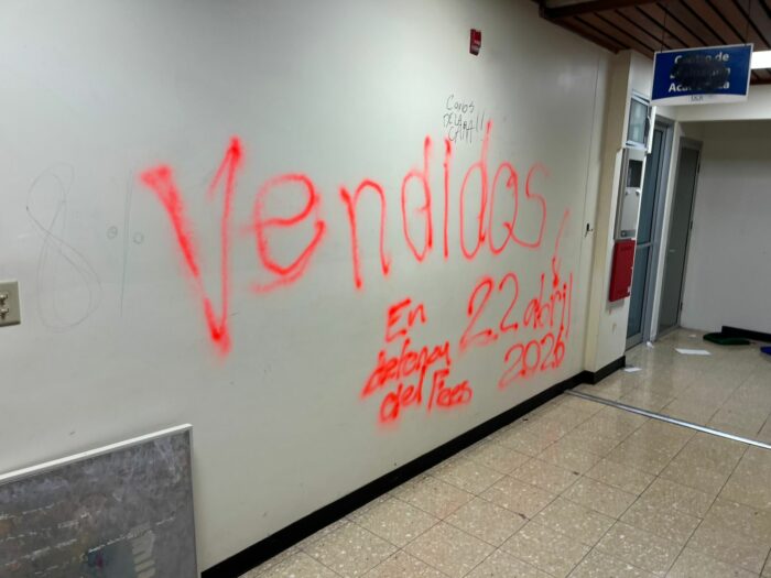 Fiscalía y OIJ investigan daños y coacción en toma de estudiantes del edificio de la Rectoría de la UCR #NM935