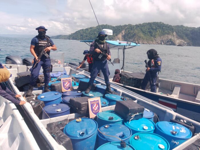 Operativos del fin de semana dejan decomiso de más de cuatro toneladas de droga y 10 detenidos