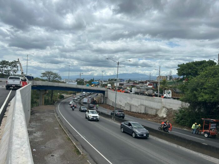 Preste atención: Circunvalación tendrá paso regulado por trabajos en Hatillos 7 y 8
