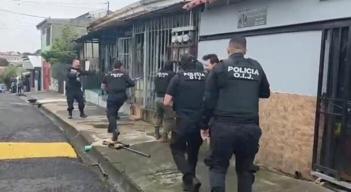 Detienen a sospechosos de estafar adultos mayores bajo método de falso funcionario municipal