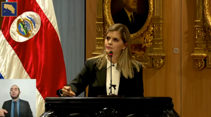 Presidente Laura Fernández presentó primer paquete de proyectos de ley para enfrentar crimen organizado