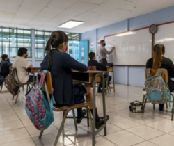 Adecuaciones curriculares significativas aumentaron más de un 21% en centros educativos del país