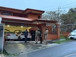 OIJ allana viviendas y detiene a sospechosos de ataque armado contra edificio judicial