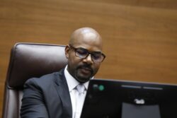 Diputado propone condonar deudas acumuladas del marchamo a quienes paguen el del 2027