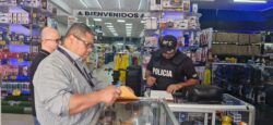 Operativo conjunto de Hacienda y Salud detecta incumplimientos en comercios del Barrio Chino