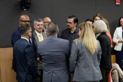 Oposición ve ‘ruta de trabajo’ y revisará mociones para avanzar con proyecto sobre minería en Crucitas