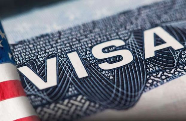 Nueva regla de visa en Estados Unidos: qué cambia y qué deben hacer los estudiantes y periodistas extranjeros