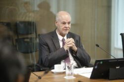 Presidente de la Sala IV niega que fallo sobre magistrados suplentes sea un golpe de Estado