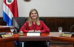 Laura Fernández se refirió a plantón que convocó a miles en San José y a comentario de diputado Edgardo Araya