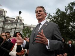 Estados Unidos recomprará más bonos del Tesoro y prepara un plan fiscal para hacer frente a la mayor deuda de su historia
