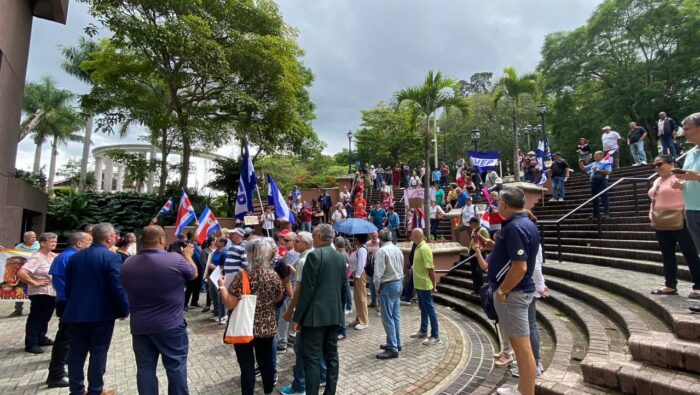 Sindicato presenta solicitud de referéndum para autorizar devolución del ROP