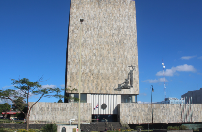 Corte impulsa reforma para que magistrados dejen de nombrar jueces