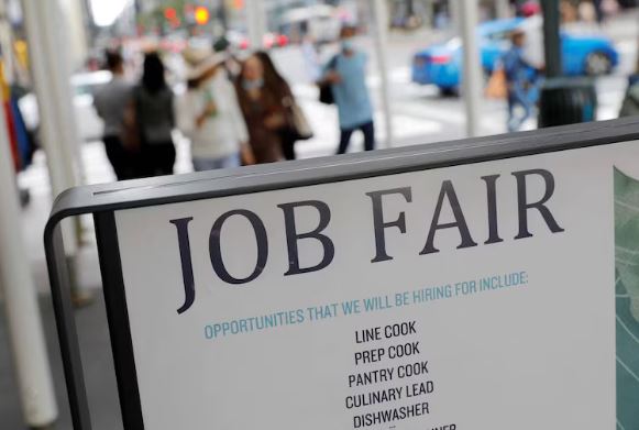 Estados Unidos creó 162 mil nuevos puestos de trabajo en agosto y el desempleo se mantuvo en 4,1%