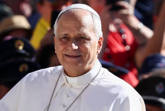 El papa León XIV inicia su gira por Francia con la inmigración y la muerte asistida como principales ejes