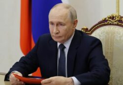 Tras la visita de los enviados de EEUU, Rusia no descarta reanudar el diálogo trilateral con Ucrania para poner fin a la guerra