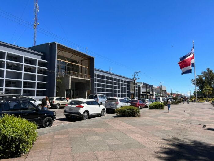 Privado: Seguridad y Municipalidad de Cartago acuerdan horario de cierres para los comercios el 14 de setiembre