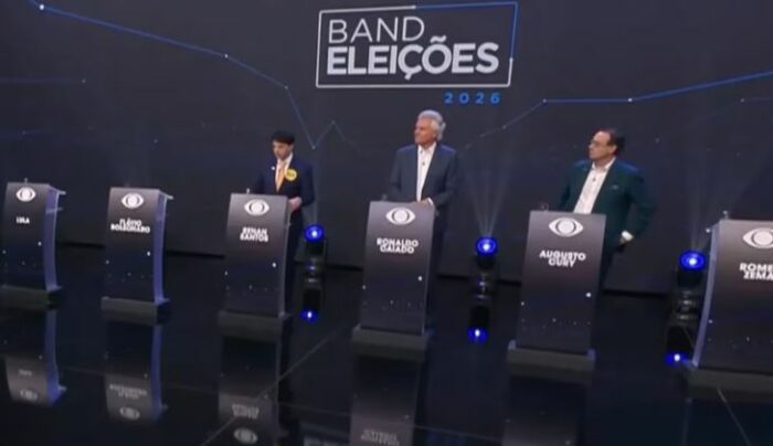 Lula da Silva y Flávio Bolsonaro se enfrentarán cara a cara en su primer debate a una semana del balotaje en Brasil