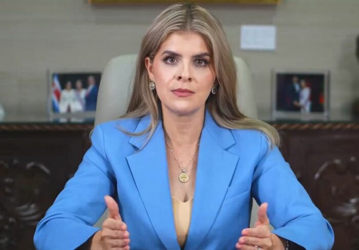 Laura Fernández descarta firmar Acuerdo Transpacífico y anuncia destitución de jerarca de COMEX