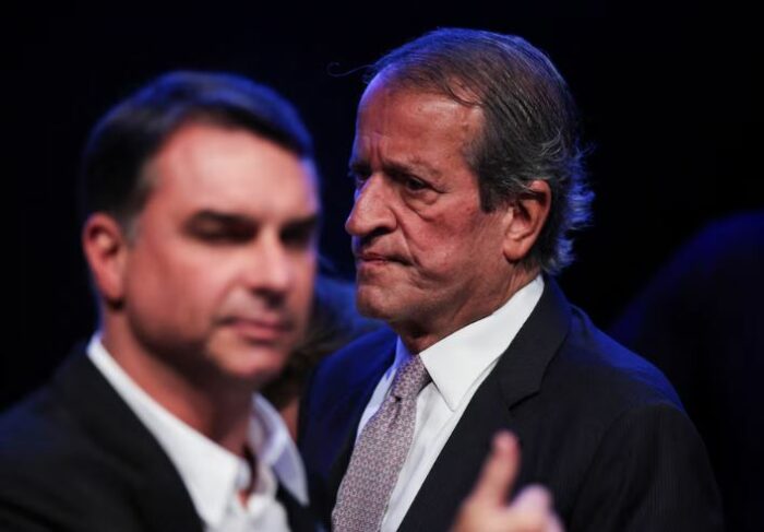 El partido de Flavio Bolsonaro reconoció la victoria de Lula da Silva en el balotaje en Brasil