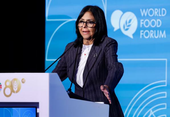 Delcy Rodríguez dijo que el diálogo con Estados Unidos y la oposición contribuye a la recuperación económica en Venezuela