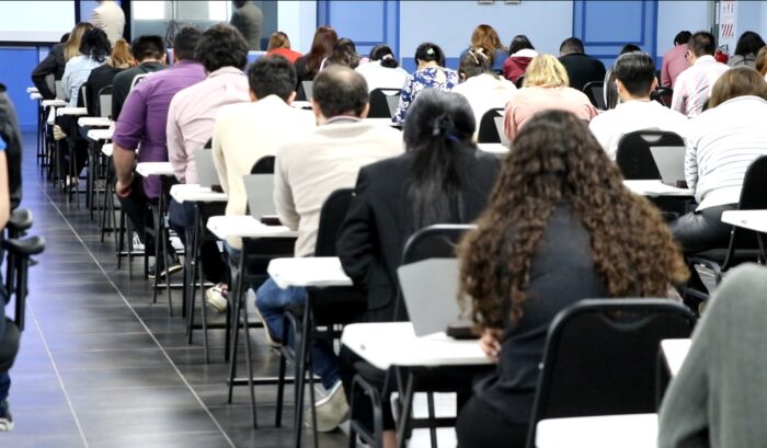 Solo 4 de cada 10 aspirantes aprobaron el Examen de Conocimientos Médicos